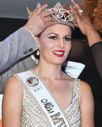 Prashant Virendra Sharma with Anchor and host, Miss Miami, Crowning the Winner