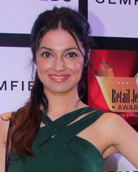 Divya Khosla