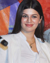 Kainaat Arora and Ritesh Deshmukh