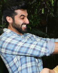 Akshay Oberoi and Ragini Khann