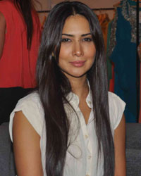 Kim Sharma