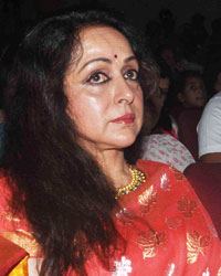 Hema Malini and Eknath Khadse