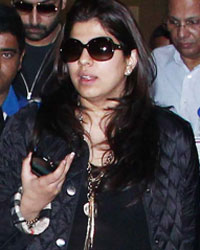 HNY Team Snapped at Airport