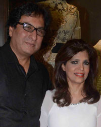 Talat Aziz, Bina Aziz and Anoop Jalota