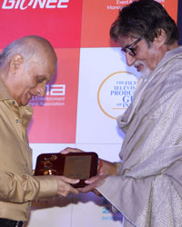 Mukesh Bhatt and Amitabh BAchchan