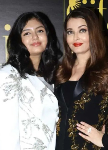 Aradhya and Aishwarya Rai Bachchan