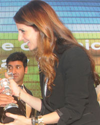 Devendra Fadnavis, CM - Maharashtra and Suzanne Khan