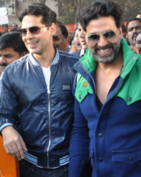 Aditya Thackeray, Dino Morea and Akshay Kumar