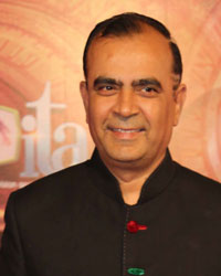 Yogesh Lakhani