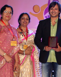 Inner Wheel Club Felicitates Vivek Oberoi