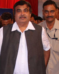 Shaina NC and Nitin Gadkari