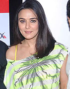 Sophie Choudhary, Raj, Preity Zinta and Rhehan Malliek