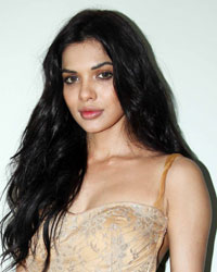 Sara Loren