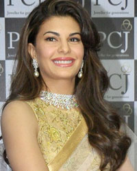 Jacqueline Fernandez unveils PC Jewellers' showroom at Jaipur