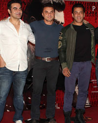 Soha Ali Khan, Arbaaz Khan and Salman Khan