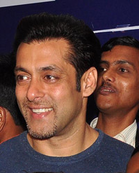 Salman Khan at Jai Ho Screening for NGO Kids