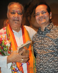 Hari Prasad Chaurasia with Champak Jain