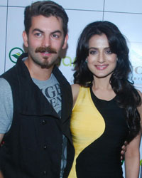 Neil Mukesh, Amisha Patel and Mahesh Chakankar