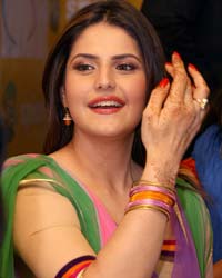 Zarine Khan