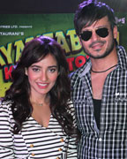 Neha Sharma and Vivek Oberoi