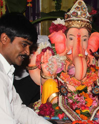 Jeetendra Ganesh Visarjan