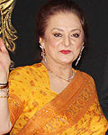 Saira Banu and  Dilip Kumar