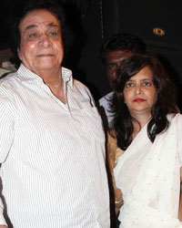 Kader Khan Awarded the Sahitya Shiromani Award