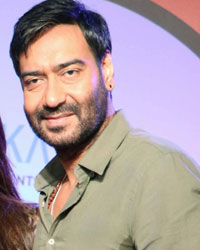 Kajol and Ajay at Manthan Aaj Tak