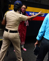 Supporters of Kangana Ranaut protest against demolition of her Mumbai office