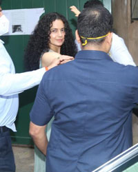 Kangana Ranaut visits her demolished office in Bandra, Mumbai