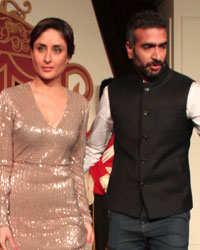 Kareena Launches Magnum Ice Cream