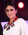 Kareena Kapoor unveils Heroine Inspired Collection - Jealous 21