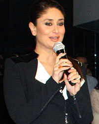 Kareena KApoor at Auto Expo 2014