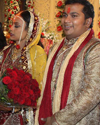 Dr. Nandita Palshetkar, Chhagan Bhujbal, Karishma and Rohan palshetkar, and Pradeep Palshetkar