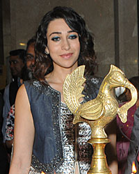 Sumit Gandhi with Karisma Kapoor inaugrating Glamour Jewelery Exhibition