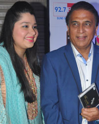 Reva Udhas, Sunil Gavaskar and Nayaab Udhas and wife Farida Udhas