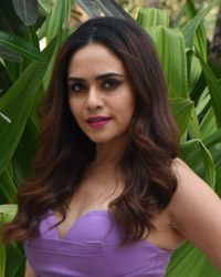 Amruta Khanvilkar