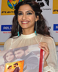 Sonam Kapoor launche he DVD of film 'Khoobsurat'