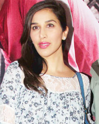 Sophie Choudry and Manish Malhotra