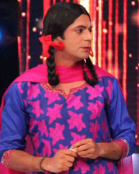 Sunil Grover, Hrithik Roshan and Ali Asgar