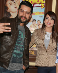 Aftab Shivdasani, Gauhar Khan and Tushar Kapoor