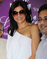 Sushmita Sen and Dr Srilatha Trasi during the unveil of new skin clinic La Piel in Mumbai