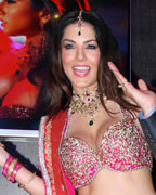 Sunny Leone and Tusshar Kapoor