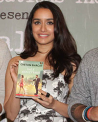 Chetan Bhagat, Arjun Kapoor, Shraddha Kapoor and Mohit Suri