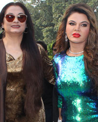 Salma Agha and Rakhi Sawant