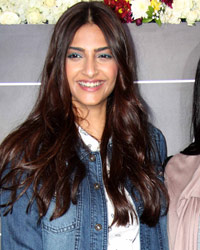 Sonam Kapoor and Rhea Kapoor