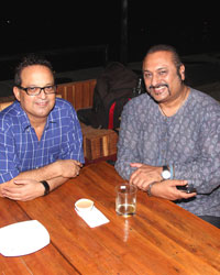 Dr.Mukul Dabholkar and Lesle Lewis at Launch of Rude Lounge