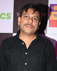 Vipul D Shah