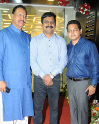 Ravi  Gaikwad with Faisal Deshmukh