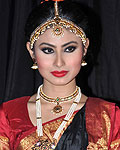 Mouni Roy